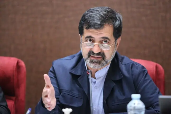 فرونشست زمین در قم به ۳۰ سانتیمتر رسید؛ثبت ۴۲ روز هوای آلوده