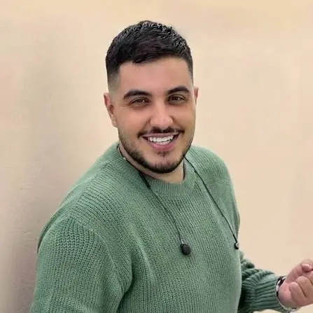 آهنگ «شب رویایی» با صدای آرون افشار