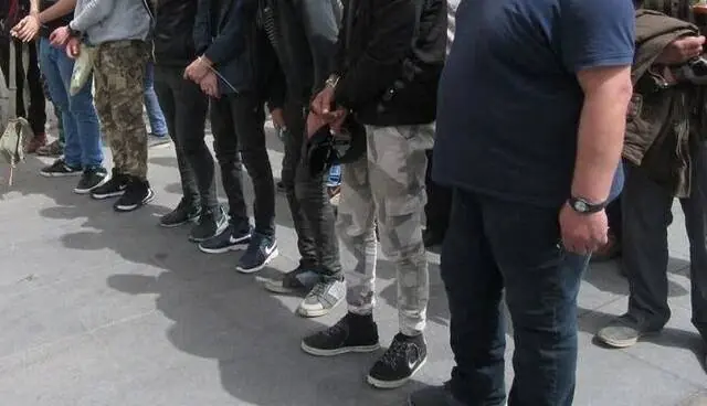 دستگیری ۳۰ سارق و مخلان نظم و امنیت در ماهشهر