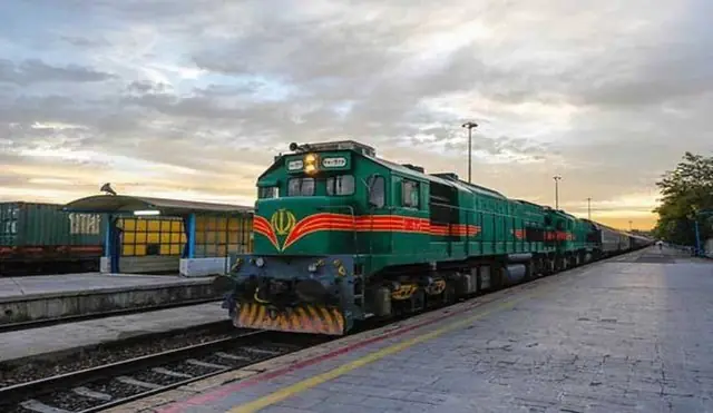 اختلال در سامانههای فروش بلیت قطارهای مسافری