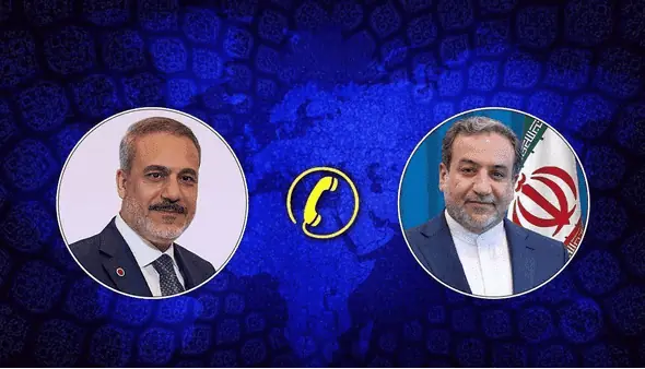 تماس تلفنی وزیر خارجه ترکیه با عراقچی