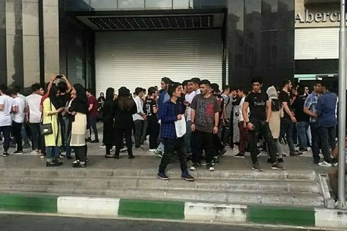 نسل Z و بحران اعتماد به تامین اجتماعی | از پشیمانی والدین تا سرمایهگذاری جایگزین؛ چرا دهه هشتادیها از صندوق بازنشستگی فرار میکنند؟ / حق انتخاب، مطالبه جدی نسل جدید؛ سازمانی که ثبات مدیریت ندارد، جذاب نیست