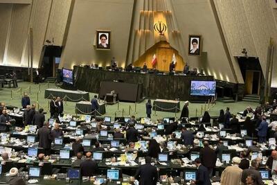 مصوّبات براساس نیازهای مردم و معطوف به امیدآفرینی باشد