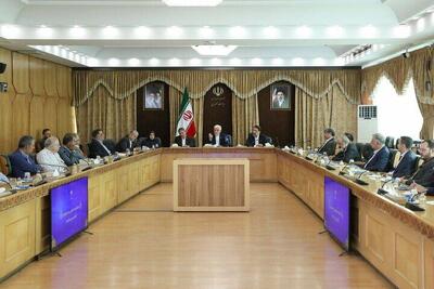  برای جنگ احتمالی در آینده، آماده‌تر از جنگ‌های قبلی هستیم/ دولت قصد ندارد سهمیه اول بنزین را کاهش دهد اما سهمیه دوم باید به‌تدریج کاهش یابد