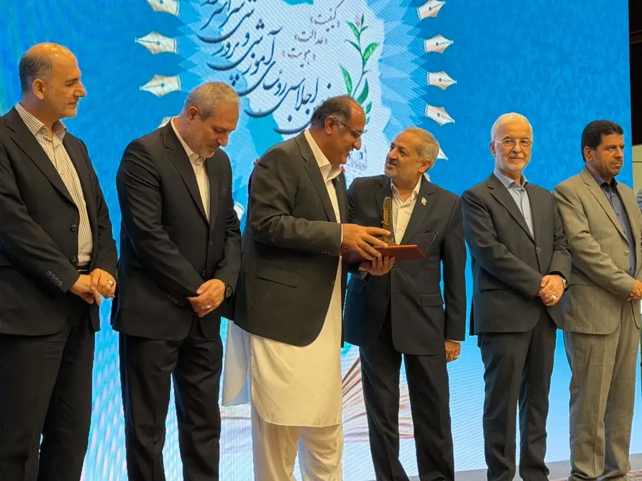 ثبت افتخار ملی دیگر برای منطقه ازاد چابهار ؛ انتخاب این سازمان بعنوان شورای آموزش و پرورش برتر کشور