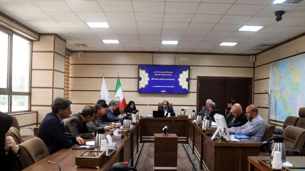 کنگره ملی شعر و ادب فارسی باید در تراز جایگاه فرهنگی و ادبی تبریز برگزار شود