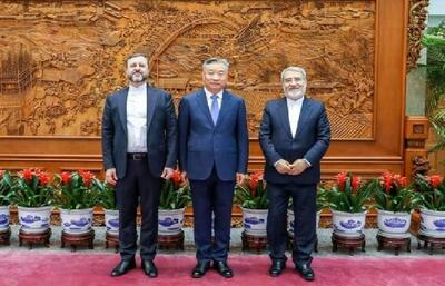 رایزنی غریبآبادی با مقامات چینی درباره تنگه هرمز