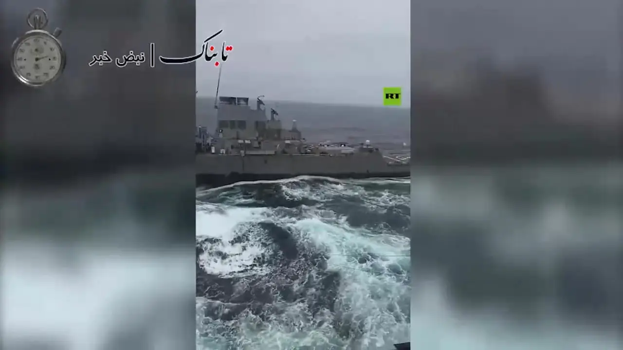 لحظه بازگشت ناو آمریکایی به آمریکا+ ویدیو