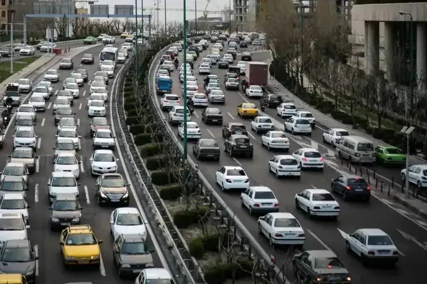 محدودیتهای ترافیکی مراسم چهلم اعلام شد/ کدام خیابانهای تهران بسته میشوند؟