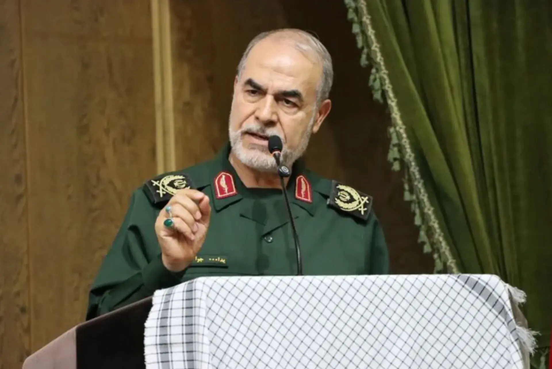 سردار جوانی، معاون سیاسی سپاه: تنگه هرمز زمانی باز میشود که آمریکا به تعهدات خود در یادداشت تفاهم عمل کند/ استفاده از آبراه میانه که بین ایران و عمان است، برای دوره پس از قطعی شدن پایان جنگ است