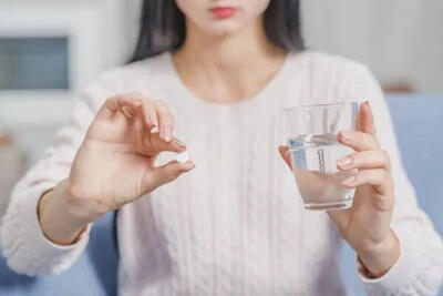 ترکیب دو داروی معروف برای یائسگی؛ واقعاً جواب میدهد؟