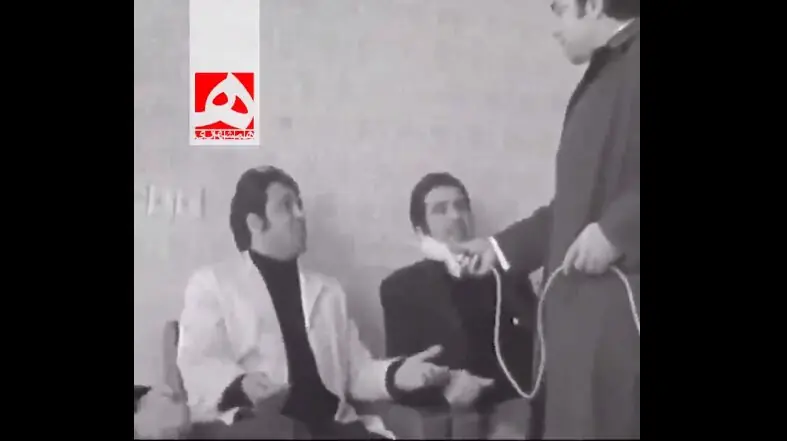 تصاویر زندگی رضا پهلوی از استخر و جشن تولد تا ...+ ویدئو | انتشار مصاحبههای سانسورشده با مردم