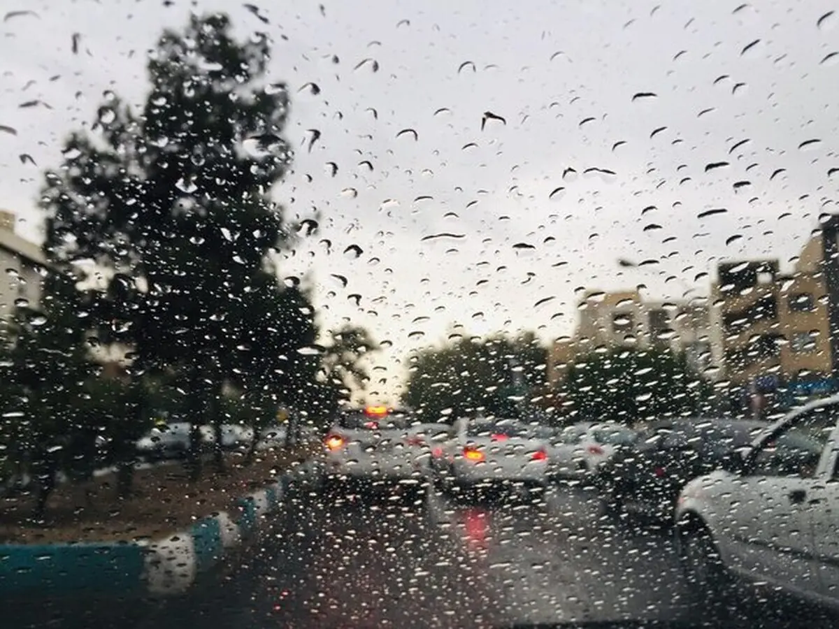 رگبار و رعد و برق در شمال کشور | گرد و خاک در ۲۲ استان