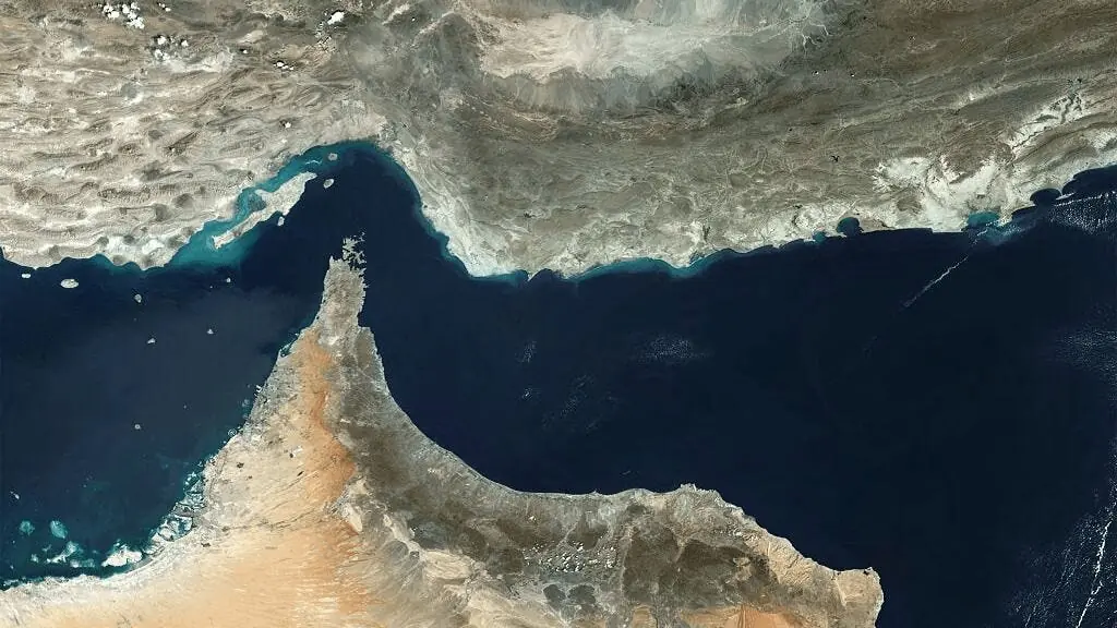 تنگه هرمز خلوتتر از همیشه شد
