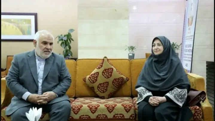 شینا انصاری وارد دهلی شد