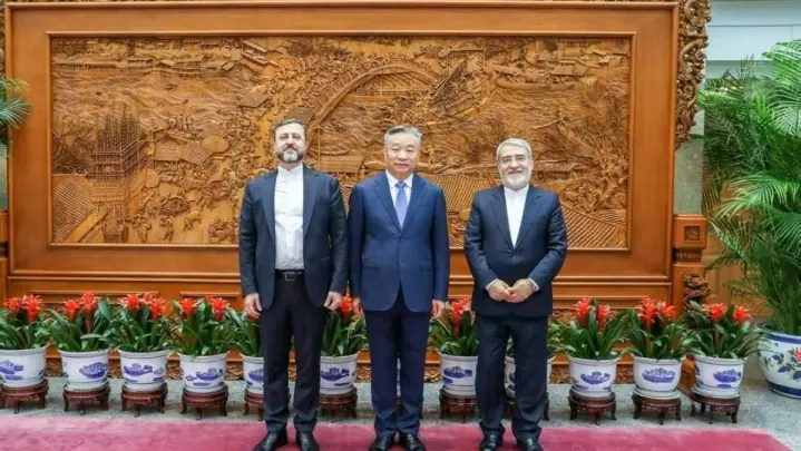 غریبآبادی: روابط ایران و چین بر پایه احترام متقابل و مخالفت با یکجانبهگرایی است