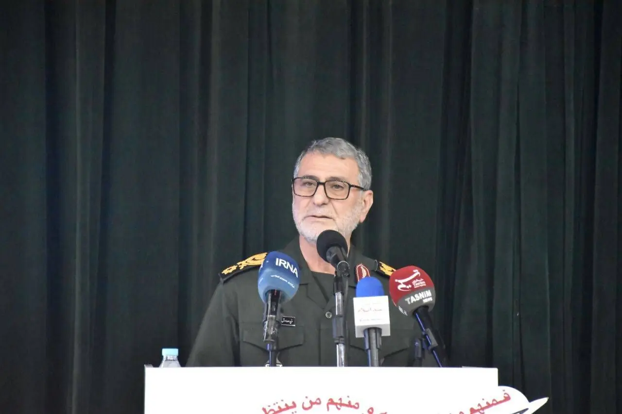 فرمانده سپاه ایلام: ناگفتههای ایستادگی آزادگان روایت شود