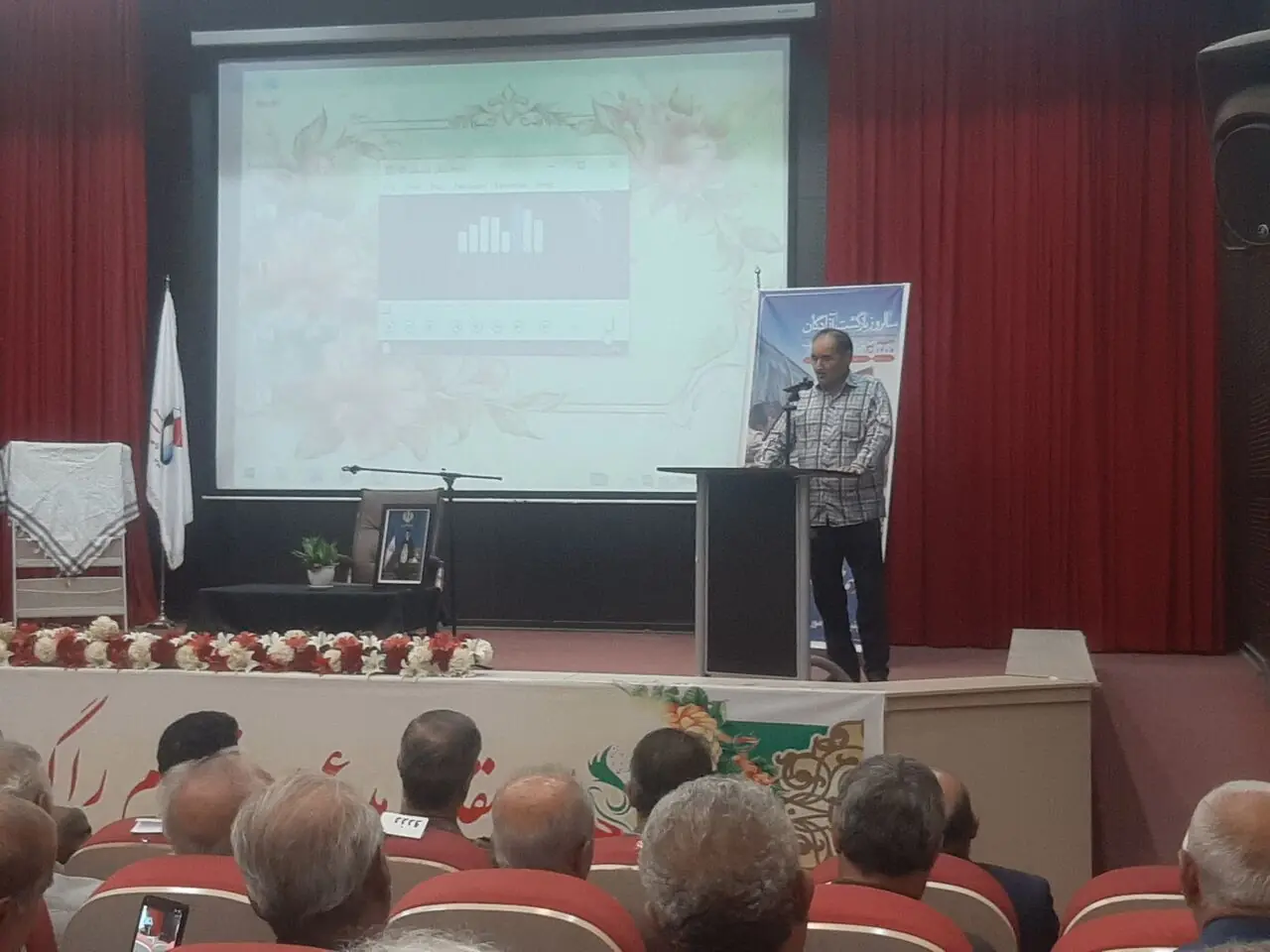 «الماسهای درخشان»؛ روایت سالهای اسارت از زبان آزادگان کرمانشاه