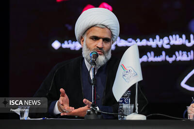  حوزه علمیه انقلابی؛ پیشران گام دوم انقلاب اسلامی