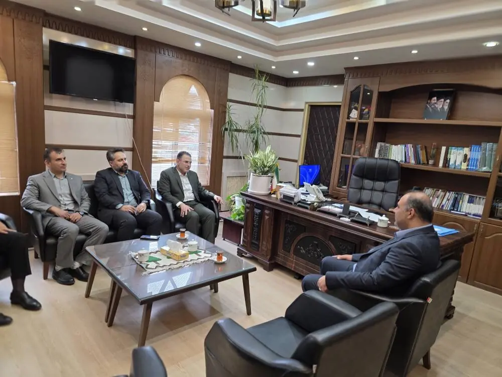 توسعه نوغانداری از اولویتهای توانمندسازی مددجویان کمیته امداد در لنگرود