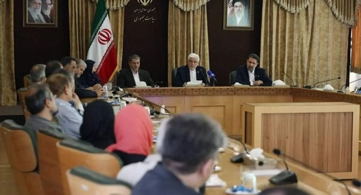 عارف: دشمن پس از شکست نظامی بهدنبال فروپاشی اجتماعی است | جهان نیوز