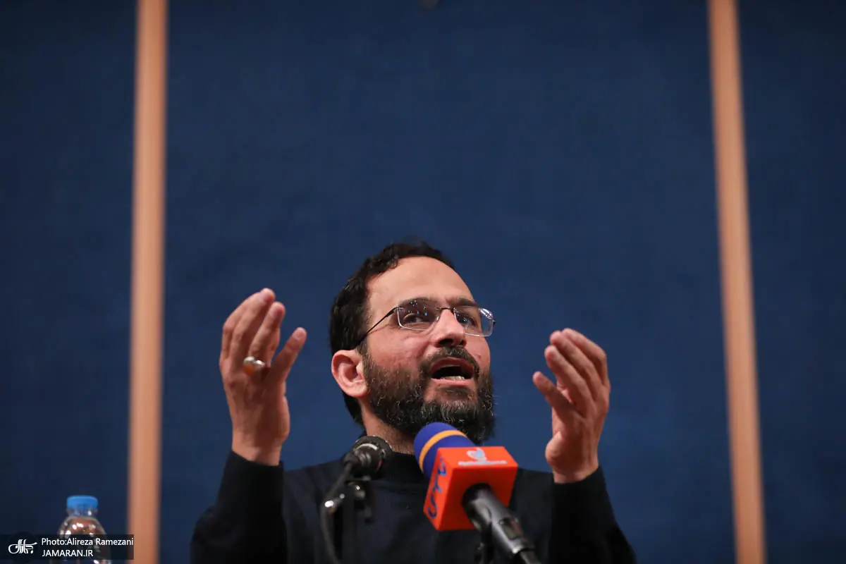  محسن برهانی:  اکثریت مجلس عزمشان را جزم کرده‌اند تا ریشه «آزادی بیان» و «آزادی جریان اطلاعات» و «آزادی ارتباطات علمی» را در این مملکت بخشکانند/  دلسوزان علم و فرهنگ و آزادی و در رأس آنان دولت اجازه ندهند این بلای عظیم بر سر ایرانیان نازل شود