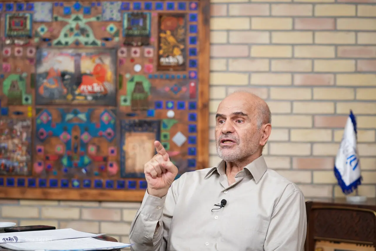  ببینید| هشدار شدید مومنی درباره تداوم تورم/ پدیده‌هایی چون فاشیسم و نازیسم محصول تورم‌های بالاست