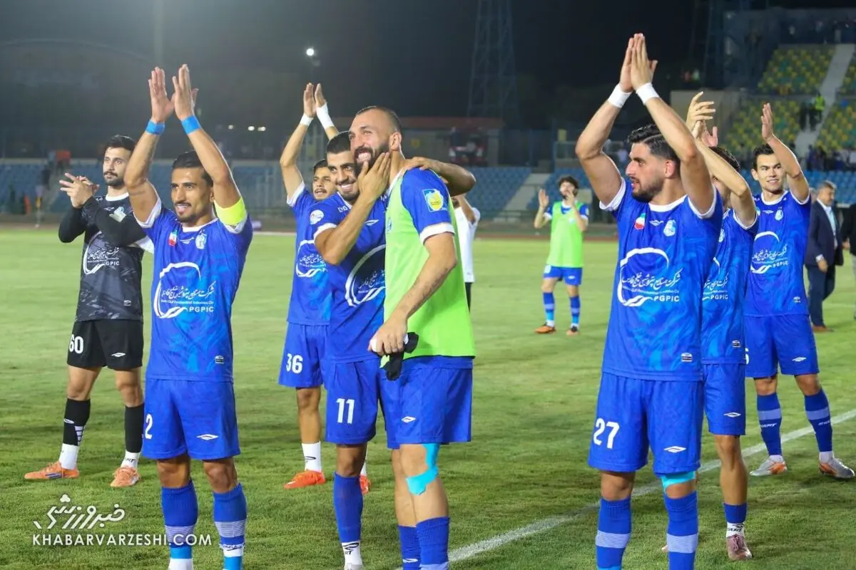 AFC استقلال را از جذب بازیکنان جدید محروم کرد