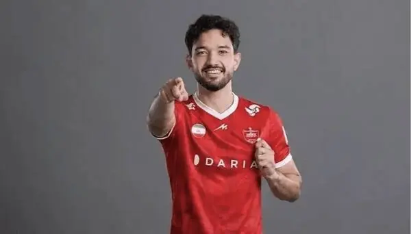 بمب نقل و انتقالات پرسپولیس منفجر شد