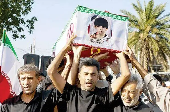 ۴ ماه انتظار، ۳ بار تشییع!