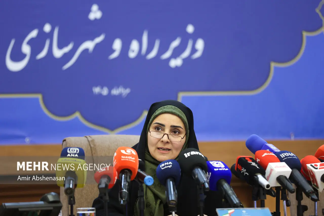 نشست خبری وزیر راه و شهرسازی