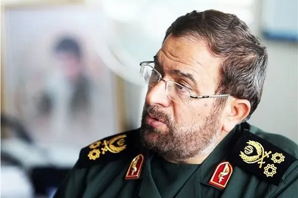 سرلشکر ایزدی: با یک صدم هزینههای نظامی دشمن بر آنها غلبه کردیم