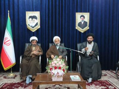 امام جمعه دشتستان: خادمان و خیرین مساجد تکریم شوند