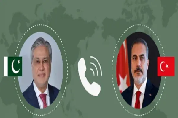رایزنی تلفنی وزیران خارجه پاکستان و ترکیه درباره تحولات منطقه