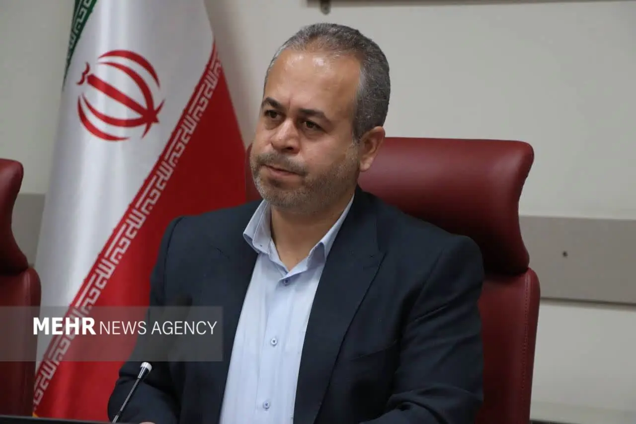 رستمی: کارگران و تولیدکنندگان سربازان جنگ اقتصادی هستند