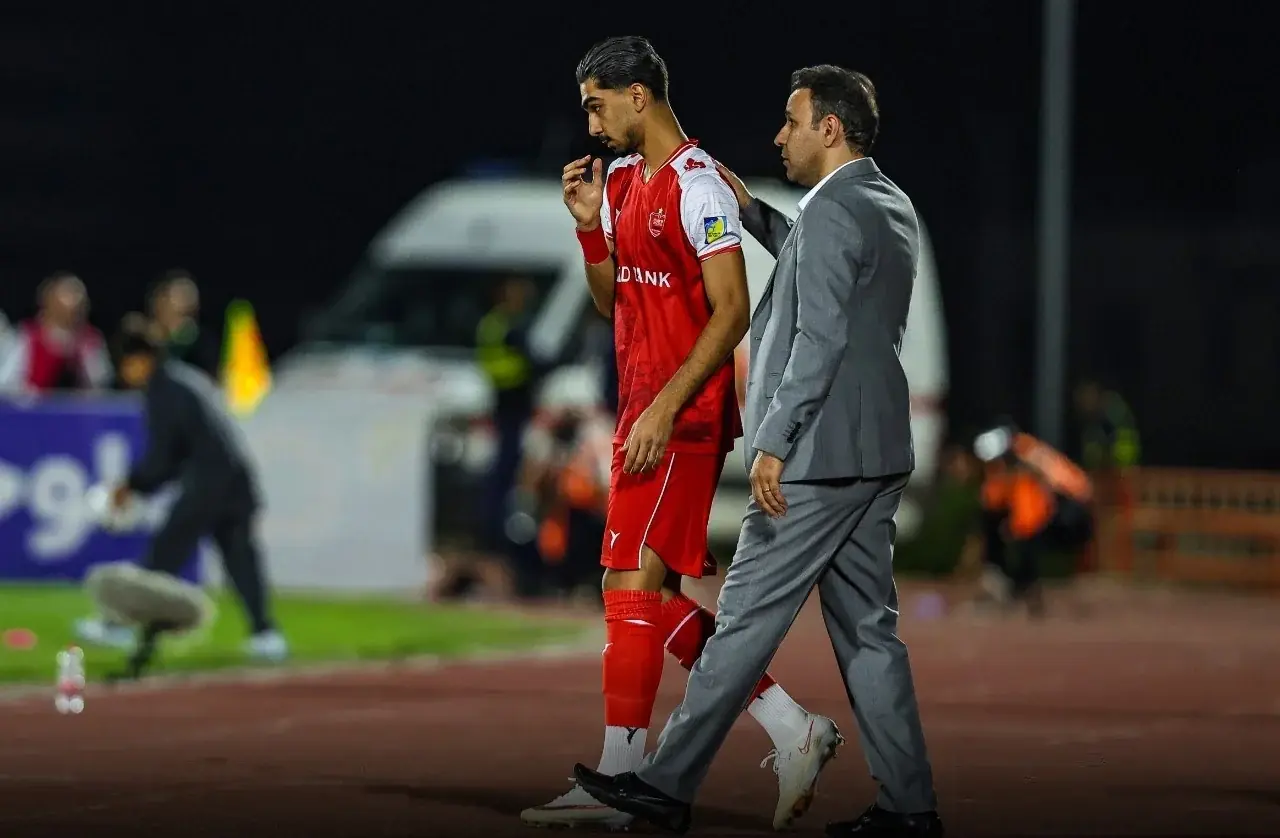 محسن خلیلی: پیشکسوتان پرسپولیس سهمخواهی را کنار بگذارند؛ نباید با لگد به در اتاق مدیرعامل بکوبند - پارس فوتبال