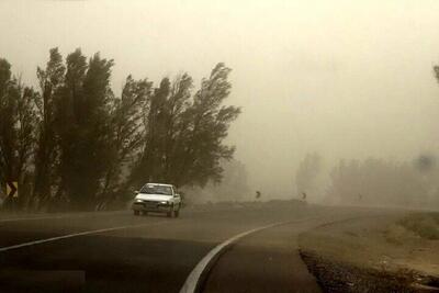 گرد و غبار نفس قم را گرفت؛ گلایه شهروندان از تداوم آلودگی هوا