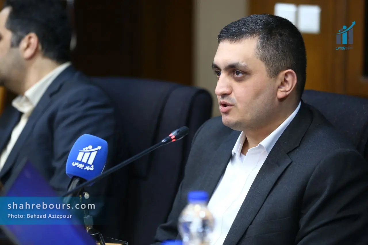دولت منطق بازار را قبول دارد/ سقف نرخ بهره ۴۵ درصد است