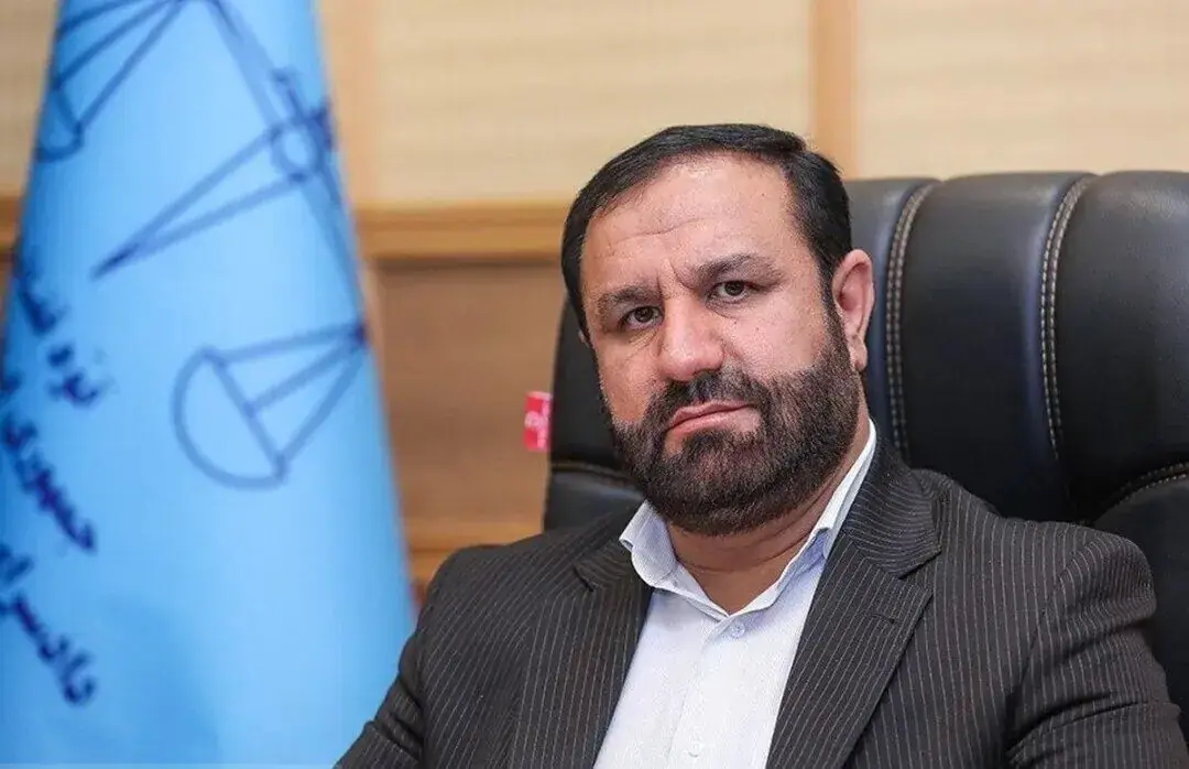  دادستان تهران به زنان زندانی گل داد + عکس