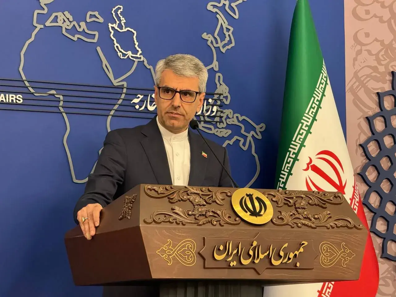  بقایی: روشن شدن وضعیت خلبانان ایرانی در قطر یک مطالبه جدی است/ پیگیری‌های ما از همان روز اول شروع شد