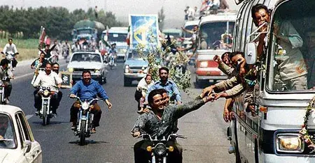 آزادگان سرمایهای ارزشمند برای جهاد تبیین و تقویت هویت نسل جوان هستند