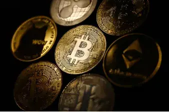 بیت کوین و ریپل در مسیر سرنوشتساز قرار گرفتند