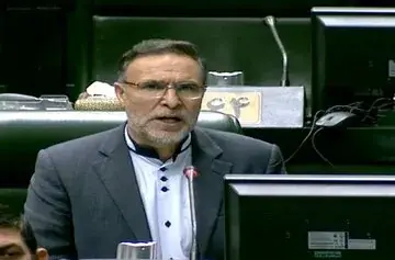  عذرخواهی علنی نماینده ملایر از خانواده مهسا امینی