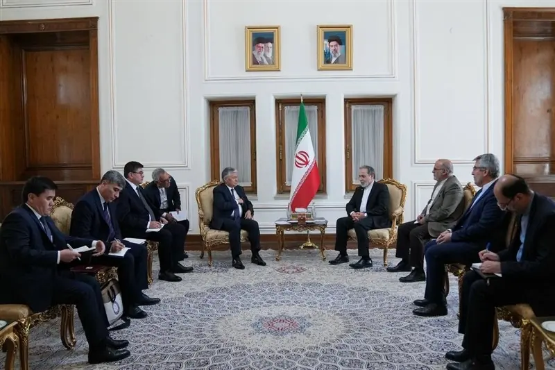 دیدار معاون وزیر امور خارجه ازبکستان با عراقچی - تسنیم