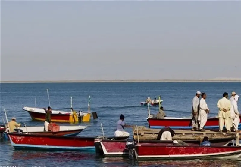 5 روز بیخبری از 9 صیاد بندرلنگهای؛ سرنوشت 3 قایق در دریا نامعلوم است - تسنیم