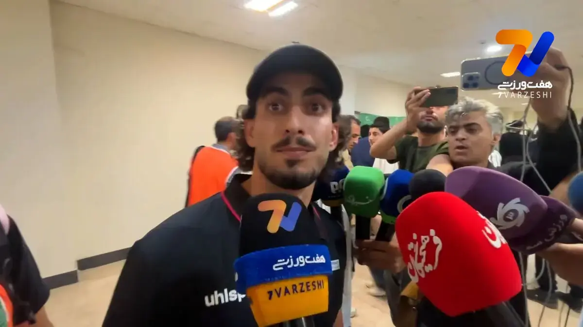 گل محمدرضا آزادی به نساجی