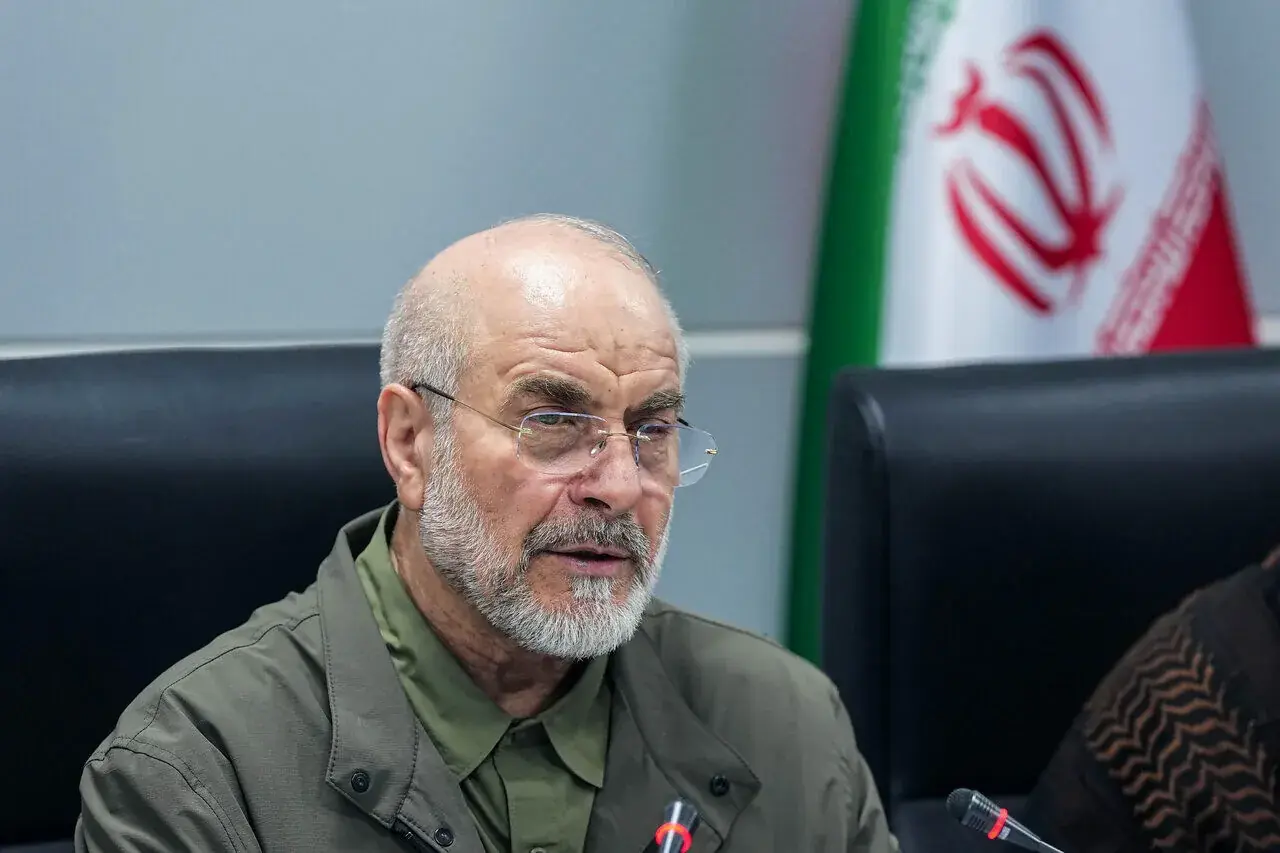 قالیباف: به آمریکای متوهم روشن بگویم، تنگه هرمز تا رفع محاصره و تحریم نفت باز نمیشود