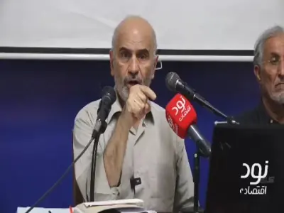 فرشاد مومنی: با وجود شعارهای ضدامپریالیستی، اقتصادمان روزبهروز به خارج وابستهتر شد