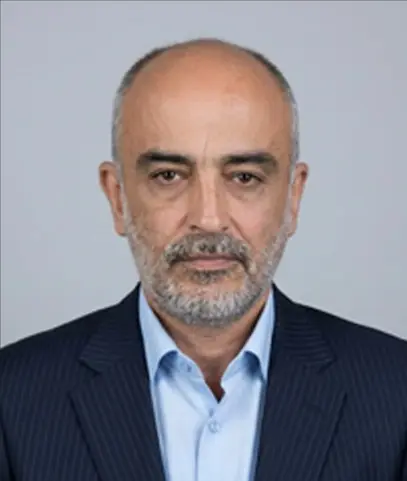 عیب محدودیت انتخاب وکیل در پرونده های خاص
