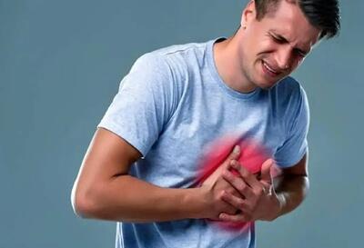 تفاوتهای حمله قلبی و رفلاکس معده (اینفوگرافیک)